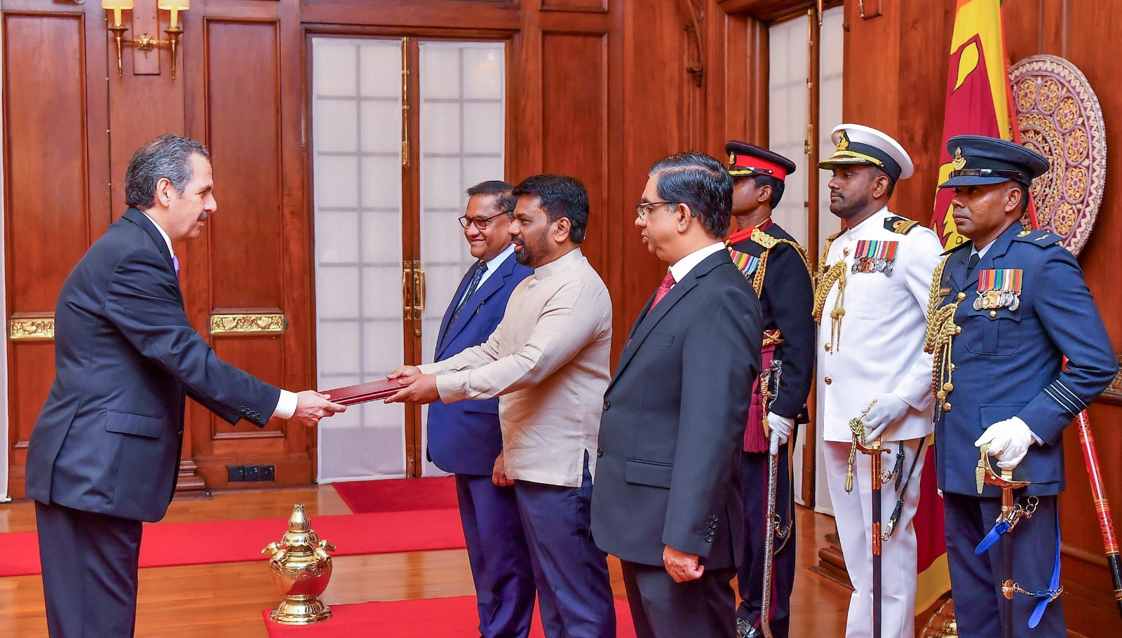The Ambassador of the Hashemite Kingdom of Jordan presents Credentials to Sri Lanka