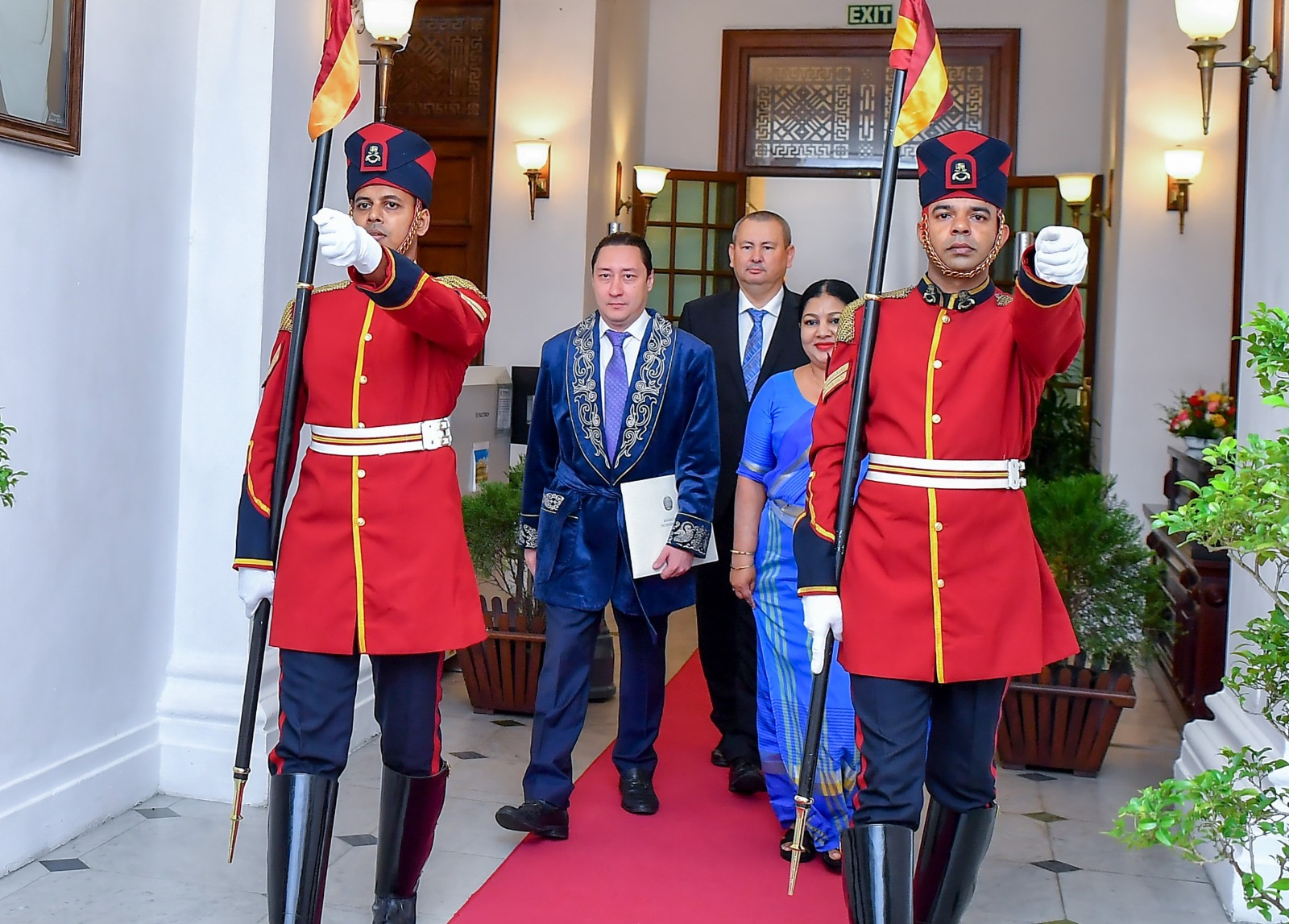 The Ambassador of the Republic of Kazakhstan presents Credentials to Sri Lanka.